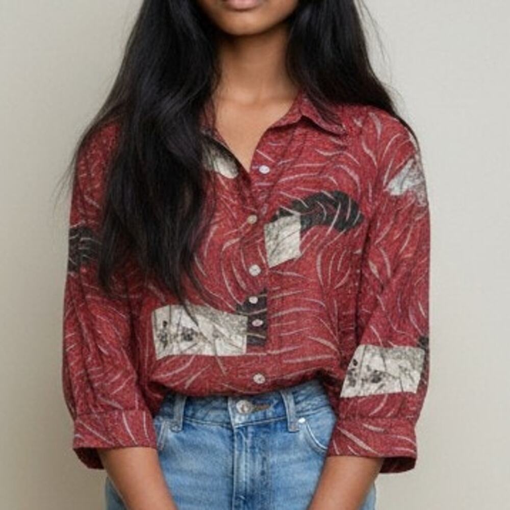Chico’s Design Red Abstract Burnout Button Shirt Jacket Size 0 Art Teacher EUC
